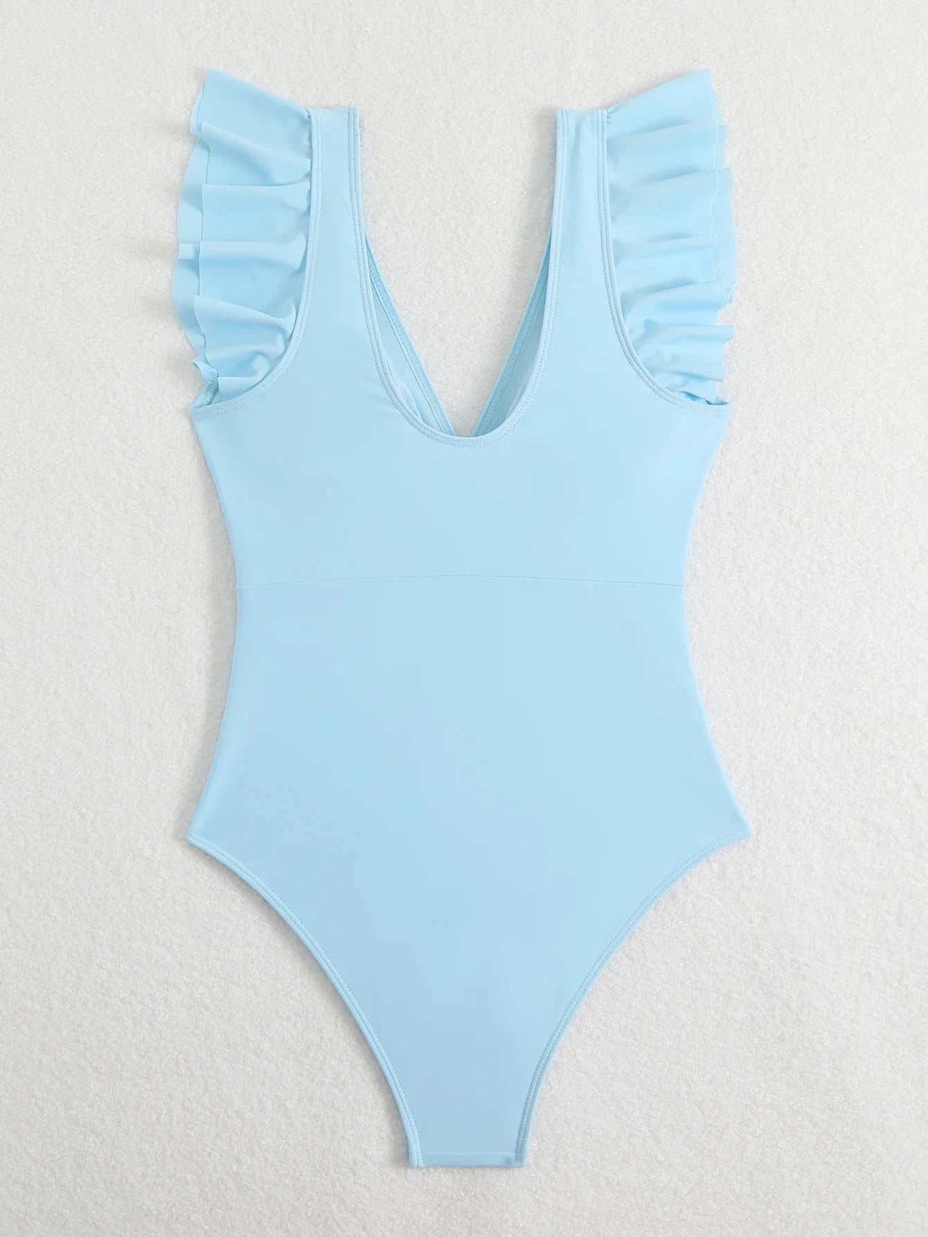 Maillot de bain une pièce bleu à volants pour femme, élégant et tendance pour l'été.